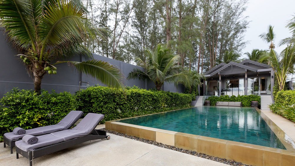 Infinity Blue Phuket - Tropical lush